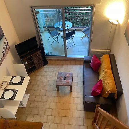 Joli En Bordure De A 15 Minutes Du Port De Apartamento *
