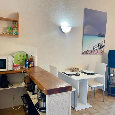 Joli En Bordure De A 15 Minutes Du Port De Apartamento Bandol